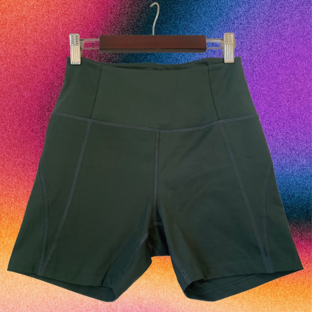 Moss High-Rise Run Short from Girlfriend Collective